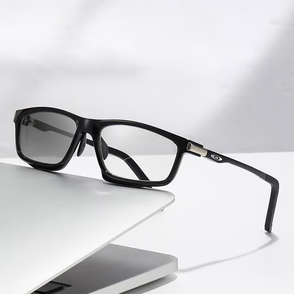 Sporty Color-Changing Reading Glasses