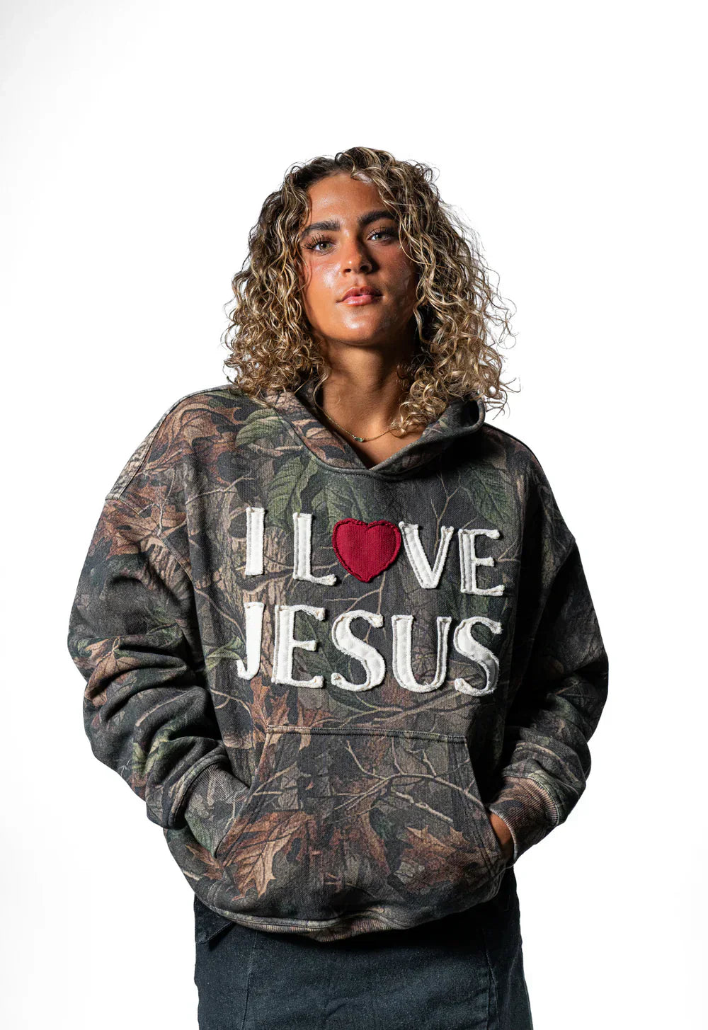 The I love Jesus Tee